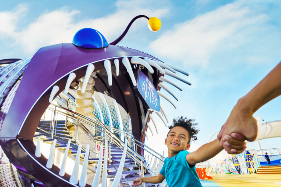 Royal Caribbean International Wonder of the Seas Ultimate Abyss 0.jpg.jpg